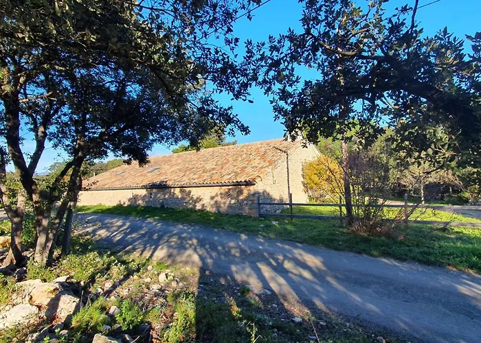 Bergerie Des Reves Ecogite De Groupe * Puéchabon